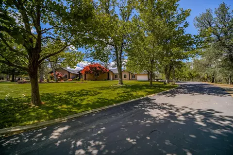 16414 Lamb Ln, Redding, CA 96001 photo 111