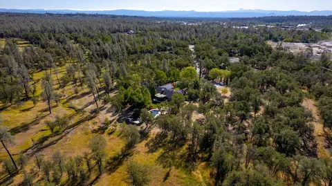 16414 Lamb Ln, Redding, CA 96001 photo 123