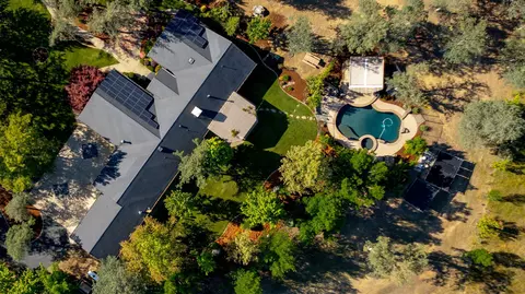16414 Lamb Ln, Redding, CA 96001 photo 50