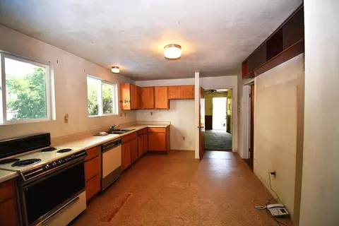 43124 Hwy 299e, Fall River Mills, CA 96028 photo 13