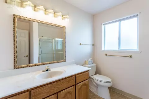 1080 Henry Moore Ln, Redding, CA 96003 photo 18