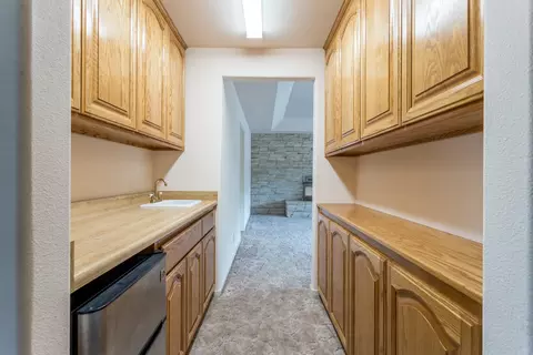 1080 Henry Moore Ln, Redding, CA 96003 photo 8