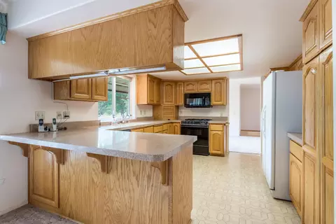 1080 Henry Moore Ln, Redding, CA 96003 photo 12