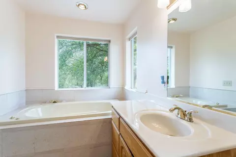 1080 Henry Moore Ln, Redding, CA 96003 photo 25