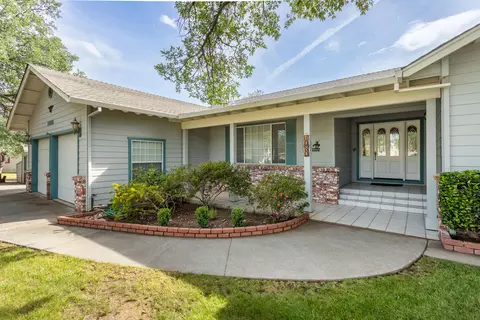 1080 Henry Moore Ln, Redding, CA 96003 photo 3