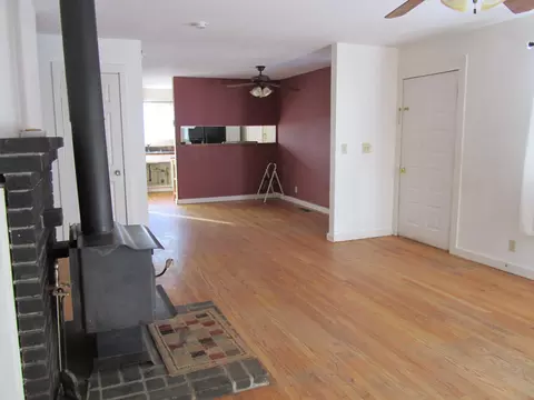 20171 Mapleleaf St, Burney, CA 96013 photo 4