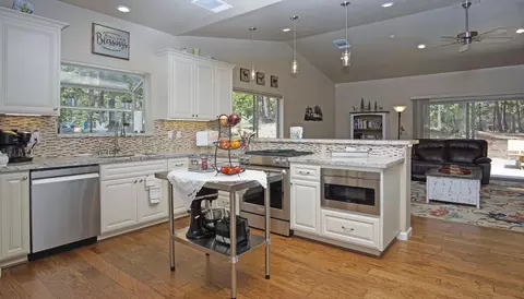7181 Whispering Winds Ct, Shingletown, CA 96088 photo 8