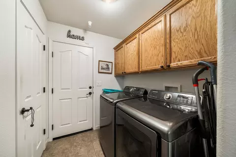 4575 Cerro Ln, Redding, CA 96001 photo 9