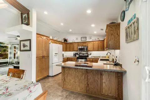 4575 Cerro Ln, Redding, CA 96001 photo 5
