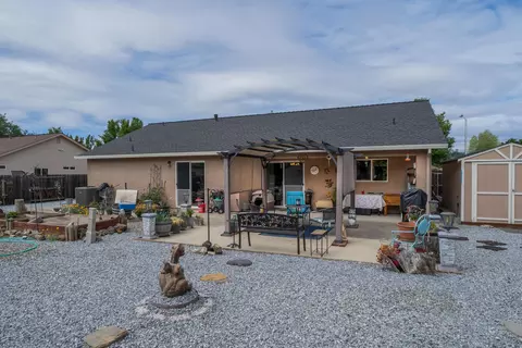 4575 Cerro Ln, Redding, CA 96001 photo 18