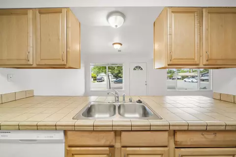 3701 Pegasus St, Redding, CA 96002 photo 9