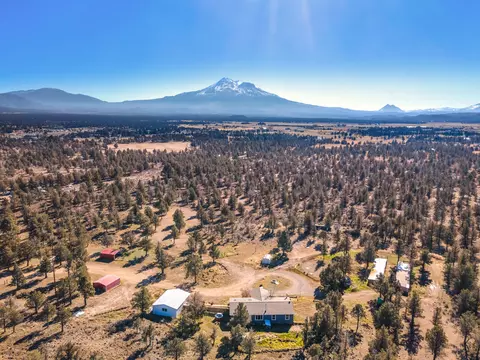 6541 Big Springs Rd, Montague, CA 96064