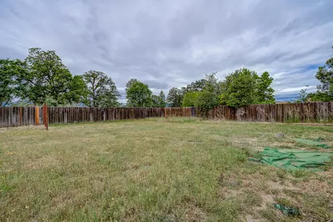 812 Ridge Rd, Redding, CA 96003 photo 33