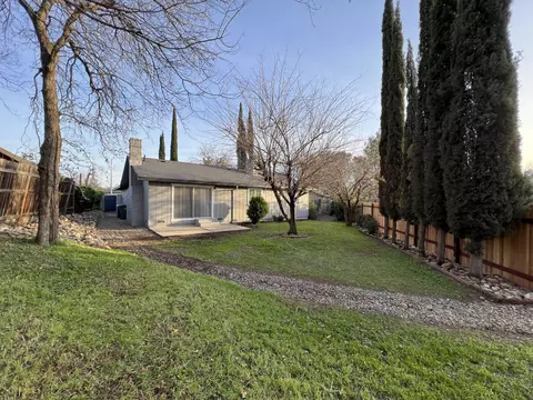 5610 Cascade Dr, Redding, CA 96003 photo 14