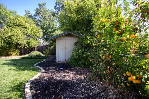 5177 Debbie Ln, Redding, CA 96002 photo 51