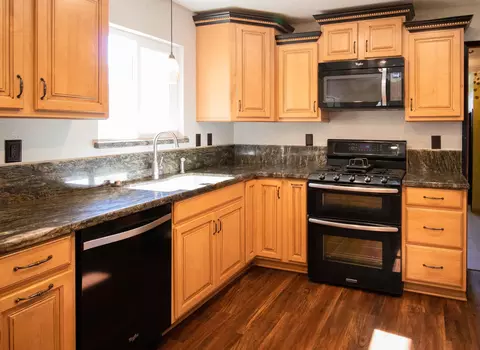 5177 Debbie Ln, Redding, CA 96002 photo 15