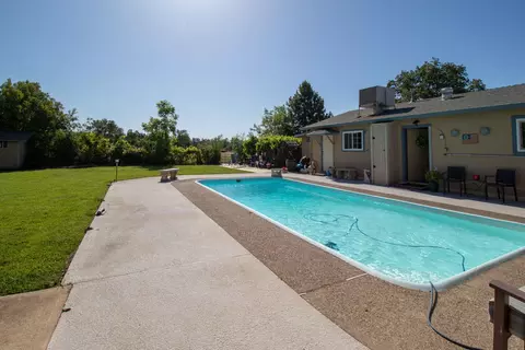 5177 Debbie Ln, Redding, CA 96002 photo 41