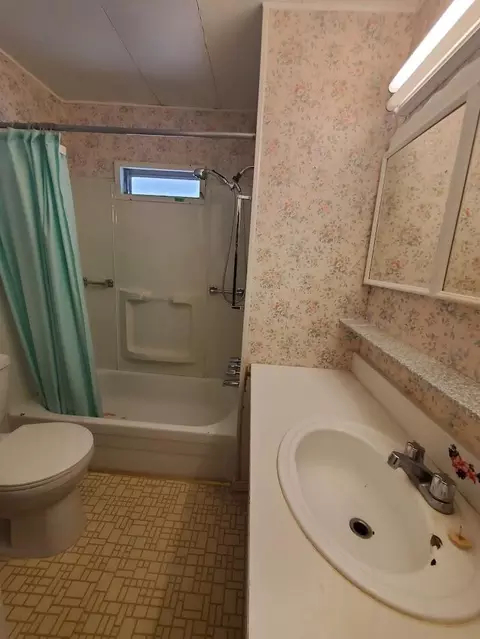 4557 White River Dr, Redding, CA 96003 photo 14