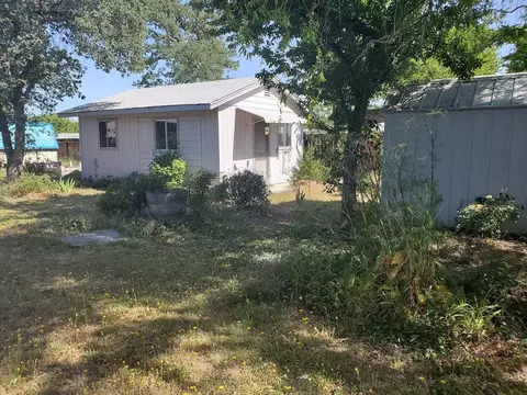 4557 White River Dr, Redding, CA 96003 photo 3