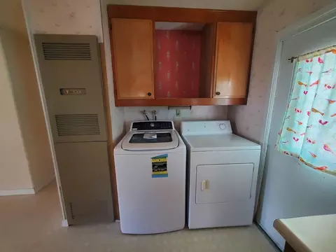 4557 White River Dr, Redding, CA 96003 photo 13