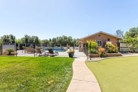 20231 Lupine Dr, Redding, CA 96002 photo 29