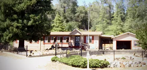 19302 Flintstone Ave, Redding, CA 96003 photo 1