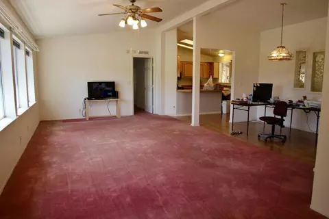19302 Flintstone Ave, Redding, CA 96003 photo 32