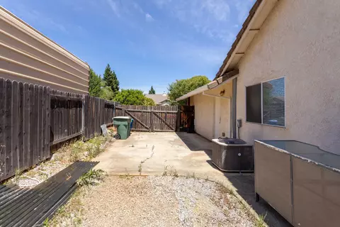 2145 Sophy Pl, Redding, CA 96003 photo 27