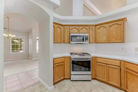 2675 Castlewood Dr, Redding, CA 96002 photo 34