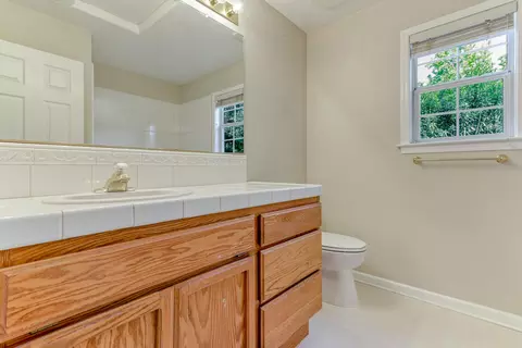 2675 Castlewood Dr, Redding, CA 96002 photo 23