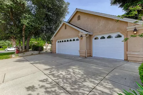 2675 Castlewood Dr, Redding, CA 96002 photo 79