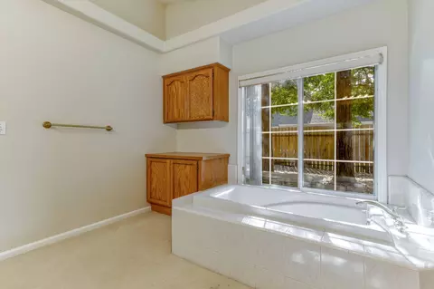 2675 Castlewood Dr, Redding, CA 96002 photo 62