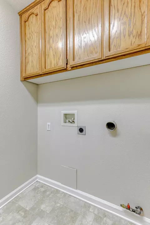 2675 Castlewood Dr, Redding, CA 96002 photo 42