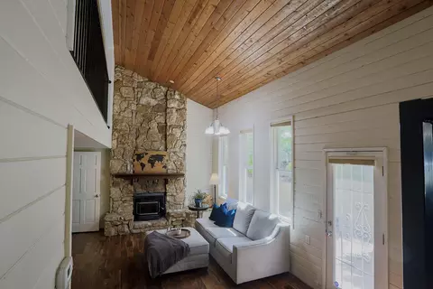 940 Royal Oaks Dr, Redding, CA 96001 photo 21