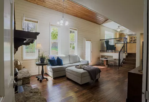940 Royal Oaks Dr, Redding, CA 96001 photo 5