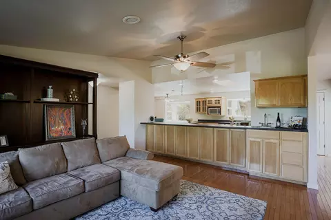 940 Royal Oaks Dr, Redding, CA 96001 photo 40