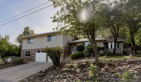 940 Royal Oaks Dr, Redding, CA 96001 photo 58