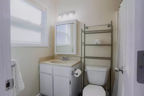 940 Royal Oaks Dr, Redding, CA 96001 photo 24