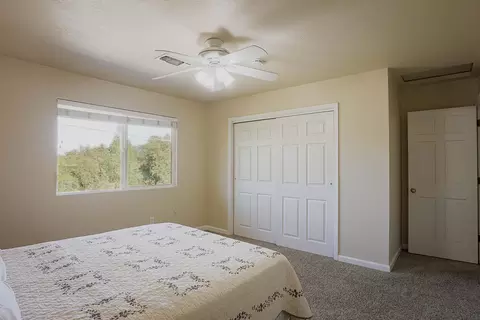 940 Royal Oaks Dr, Redding, CA 96001 photo 34