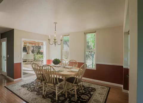 940 Royal Oaks Dr, Redding, CA 96001 photo 10