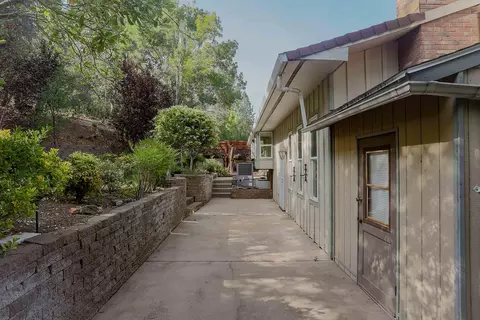 940 Royal Oaks Dr, Redding, CA 96001 photo 52