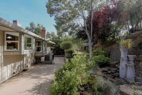 940 Royal Oaks Dr, Redding, CA 96001 photo 48