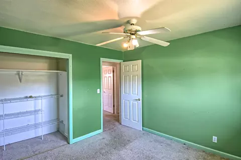 1676 Derby Ln, Redding, CA 96002 photo 19
