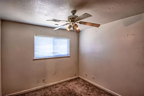 1676 Derby Ln, Redding, CA 96002 photo 17