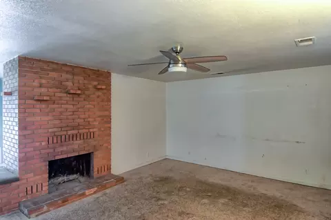 1676 Derby Ln, Redding, CA 96002 photo 7