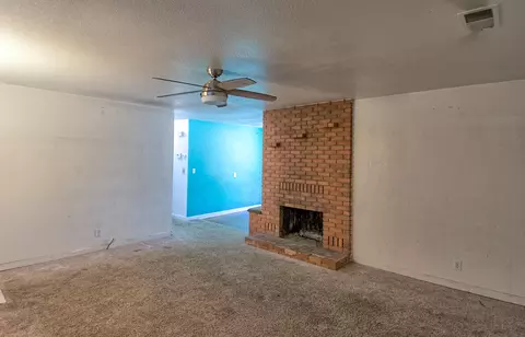 1676 Derby Ln, Redding, CA 96002 photo 8