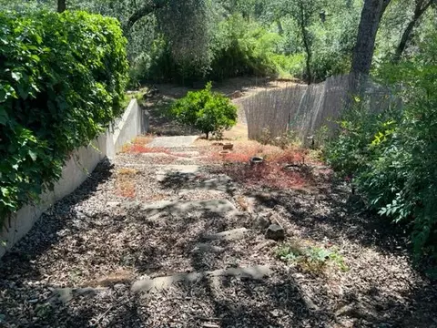 13943 Sandisle Dr, Redding, CA 96003 photo 19