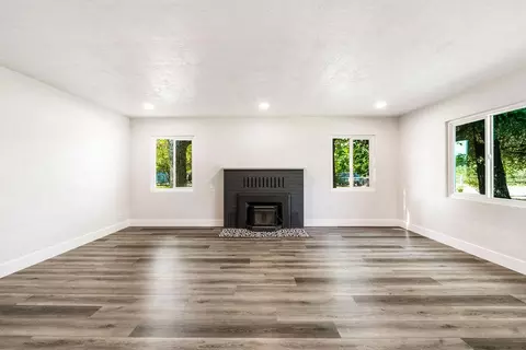 1801 Canby Rd, Redding, CA 96002 photo 6