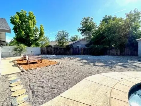 1630 Canter Ct, Redding, CA 96002 photo 5
