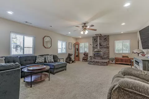 3030 Sacramento Dr, Redding, CA 96001 photo 20